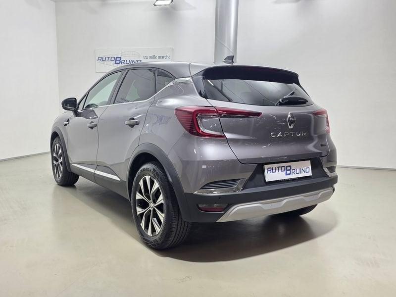 Renault Captur E-Tech hybrid 1.6 E-TECH HEV 145 TECHNO AUTO