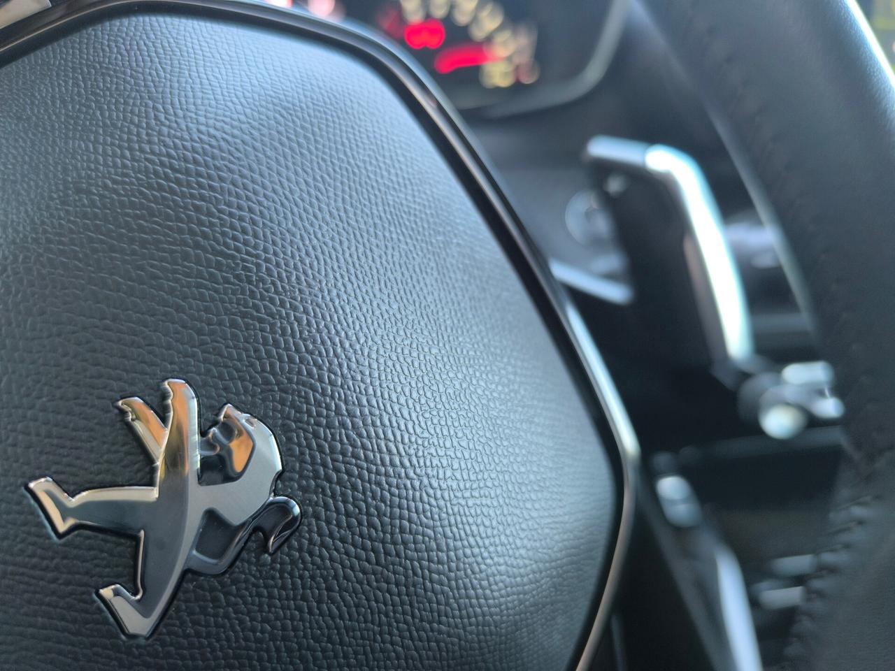 PEUGEOT 2008 ALLURE EAT 1.5 HDI 11/2021 KM 103000