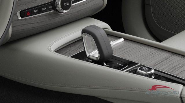 VOLVO XC90 T8 AWD Plug-in hybrid Elettrica/Benzina Plus Dark