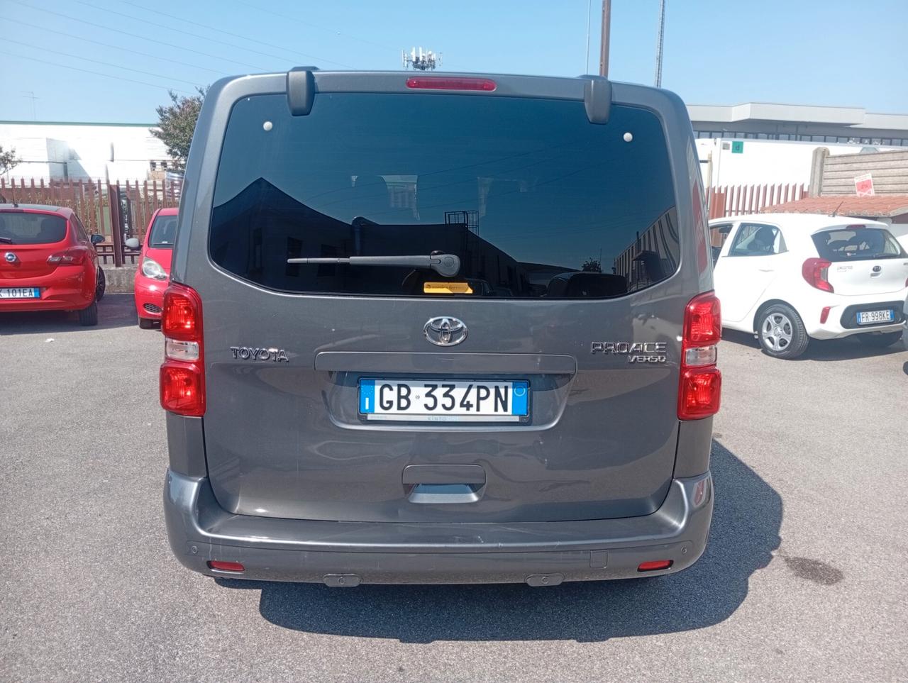 Toyota Proace Verso 2.0D 180 CV Black Edition 8 POSTI