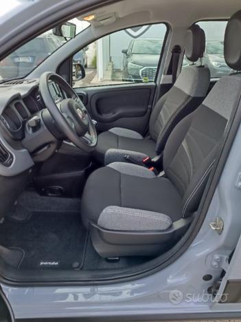 FIAT Panda 1.0 FireFly S&S Hybrid Garmin i.m