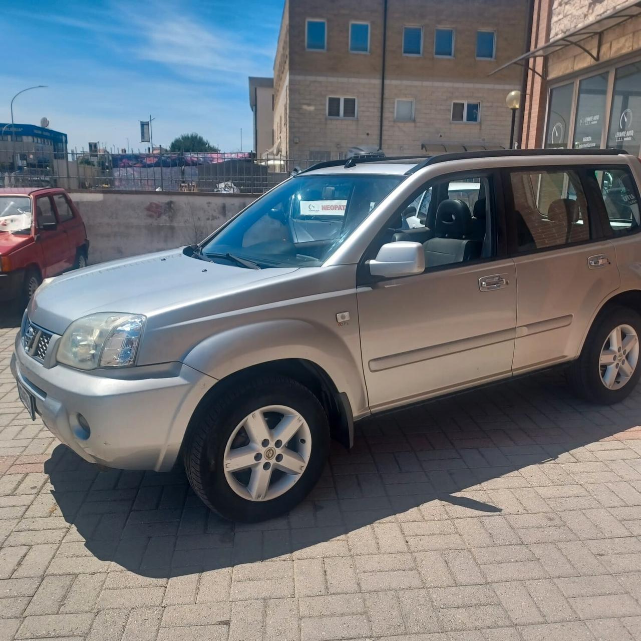 4X4 TETTO PANORAMICO X-TRAIL 2.0 BUONE CONDIZIONI