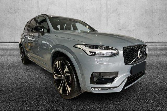 VOLVO XC90 B5 (d) AWD automatico 7 posti Plus Dark