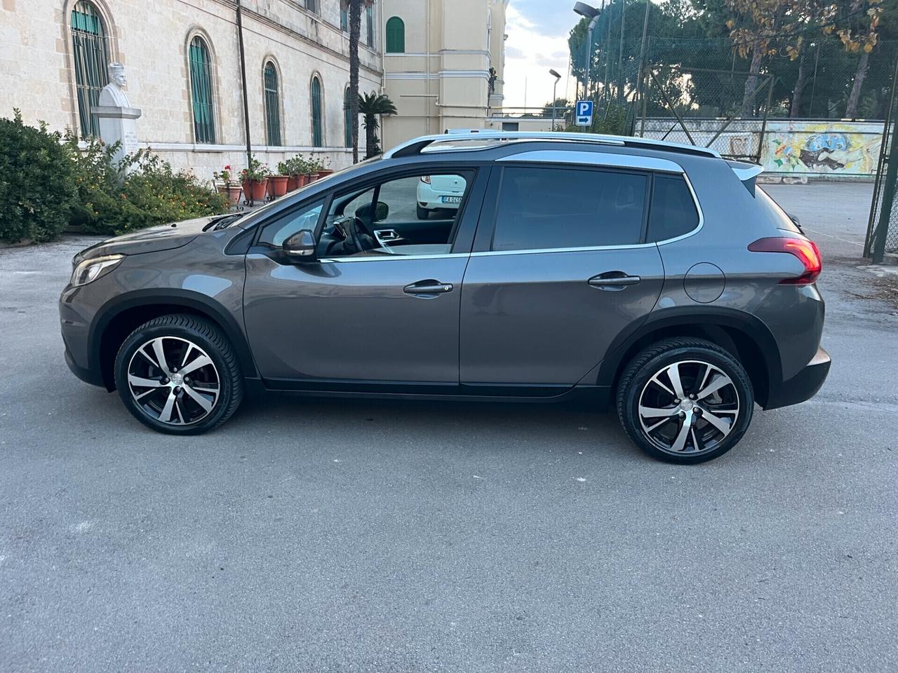 Peugeot 2008 1.5 HDi Full Optional Km 109.000