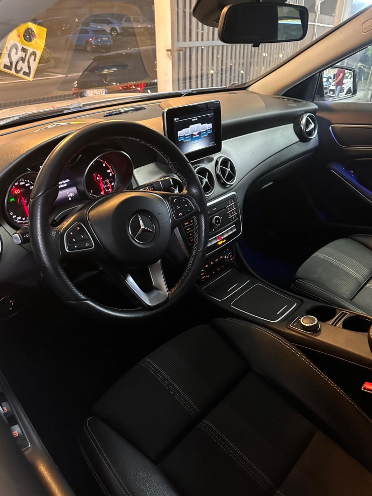 Mercedes-benz GLA 180 GLA 180 d Sport