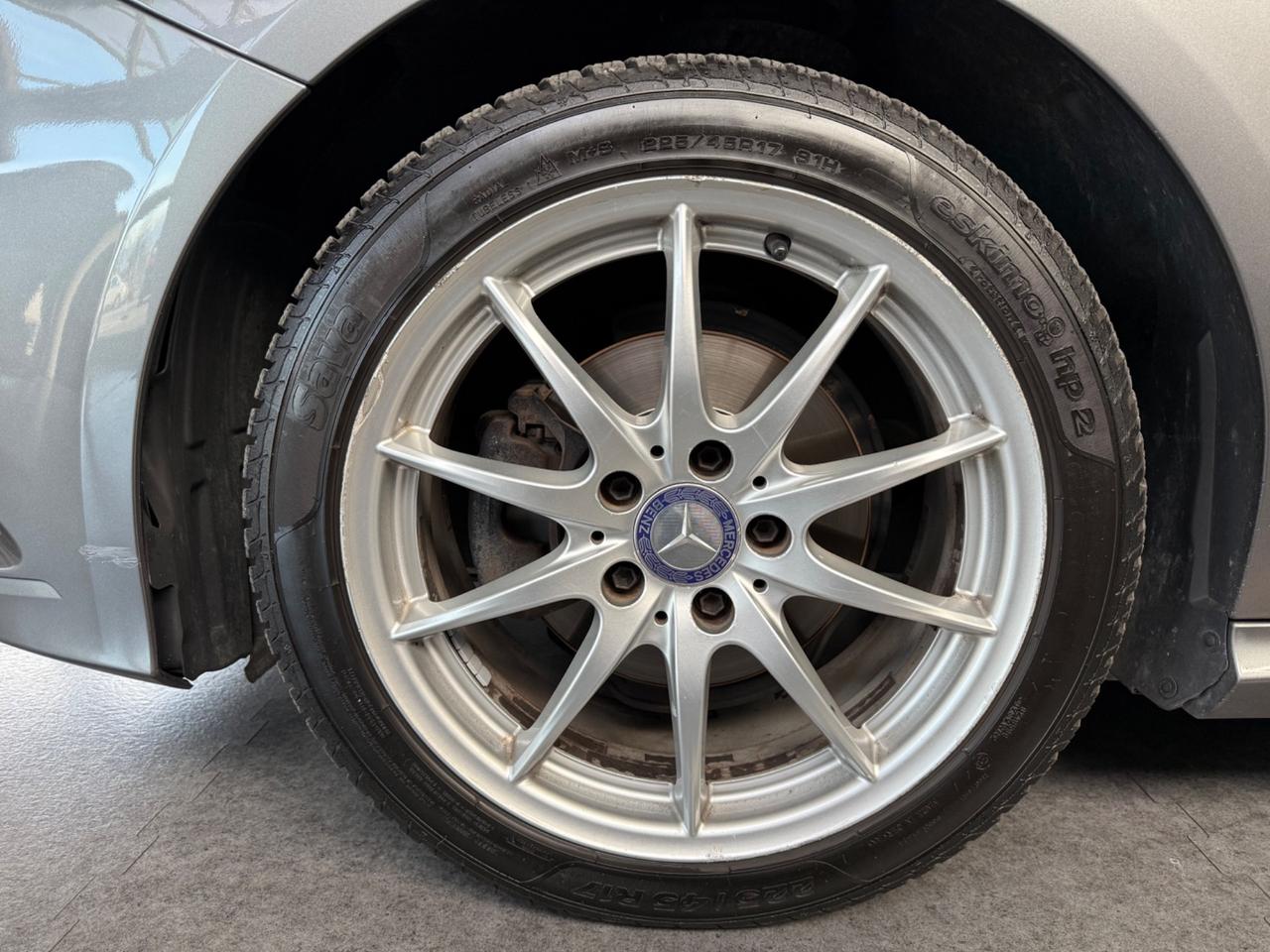 Mercedes-benz B 180 CDI BlueEFFICIENCY Premium MOTORE MERCEDES