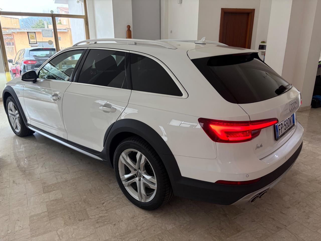 AUDI A4 ALLROAD 2.0 TDI BUSINESS EVOLUTION