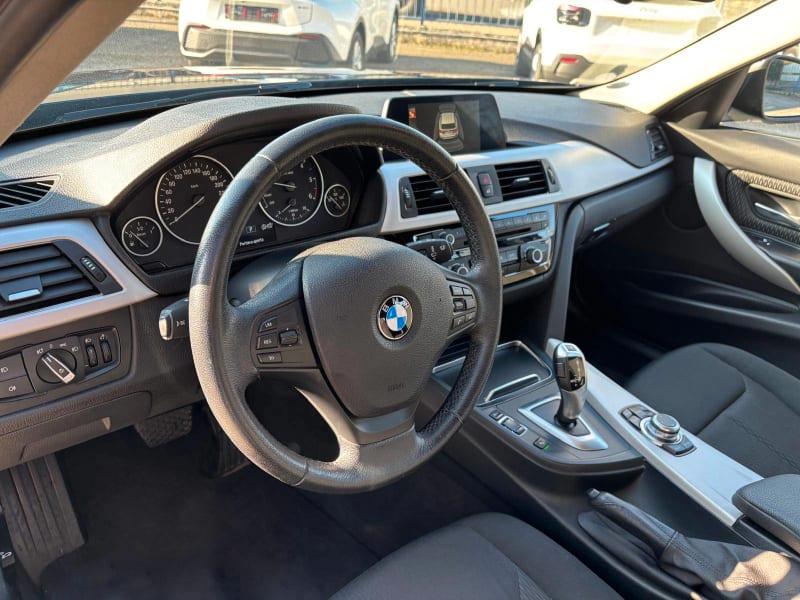 BMW 318D TOURING BUSINESS ADVANTAGE AU