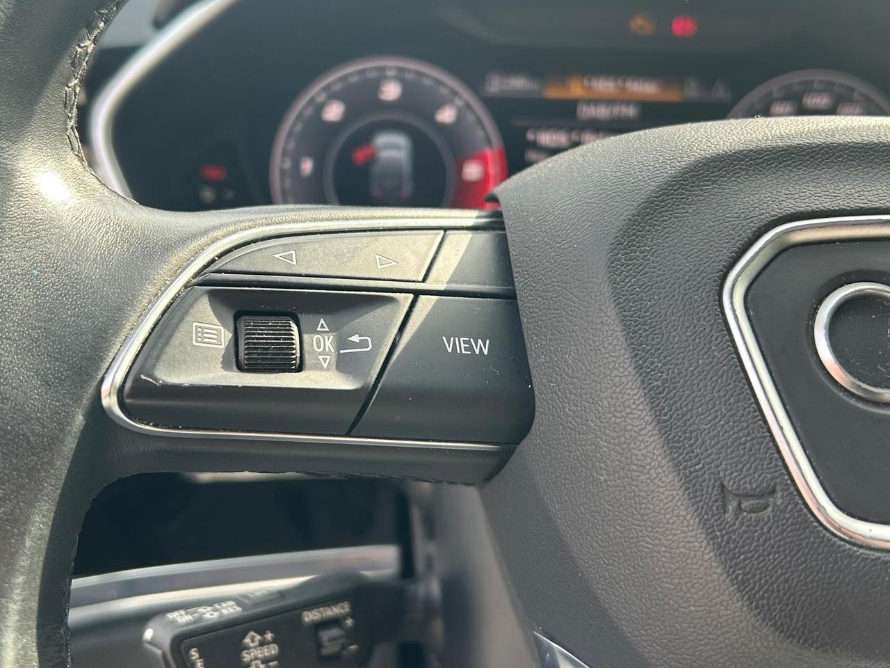 Audi Q3 S TRONIC S-LINE EDITION 2.0 35 TDI #9862