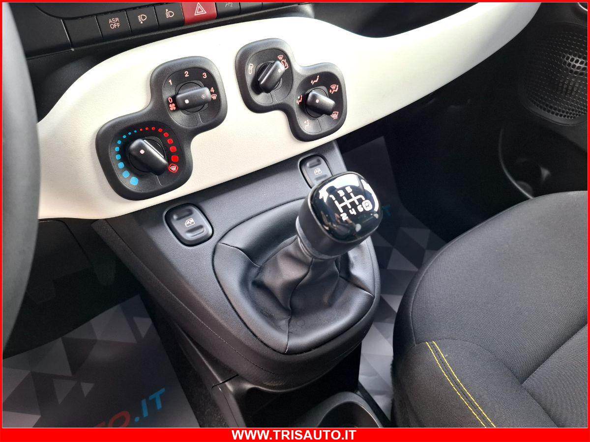 FIAT Panda 1.0 Hybrid Pandina NEOPATENTATI