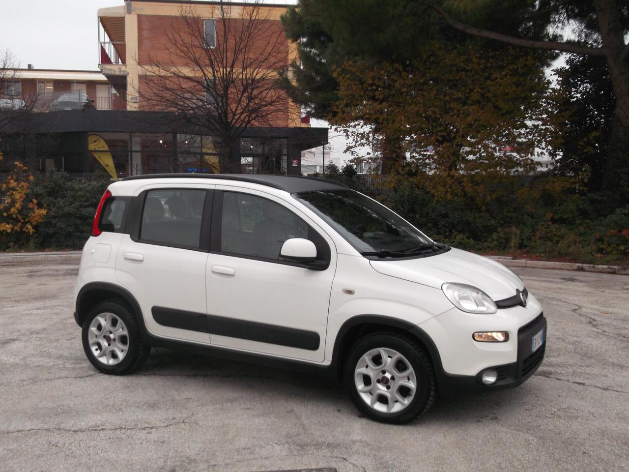 Fiat Panda Trekking4x2 Turbo Metano 2013