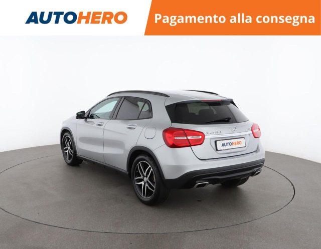 MERCEDES-BENZ GLA 180 CDI Sport