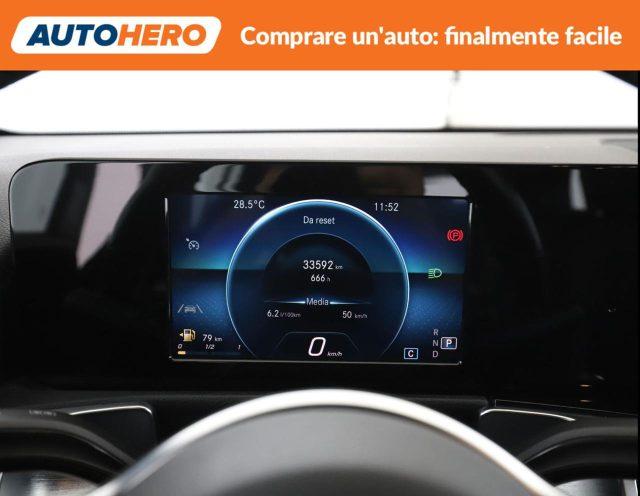 MERCEDES-BENZ GLB 200 d Automatic Premium