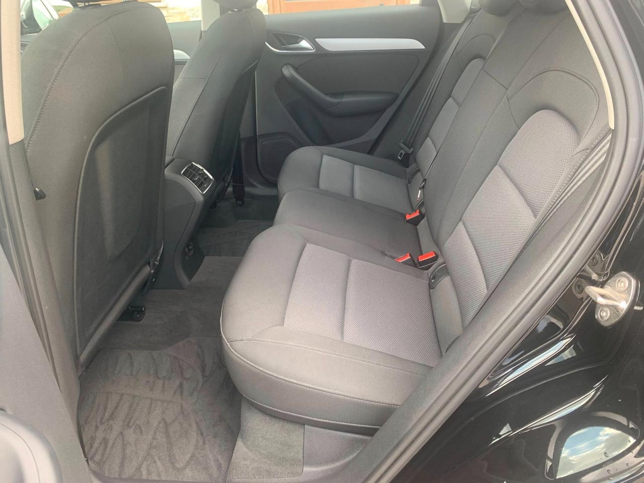 Audi Q3 2.0 TDI 120 CV Sport anno 2016