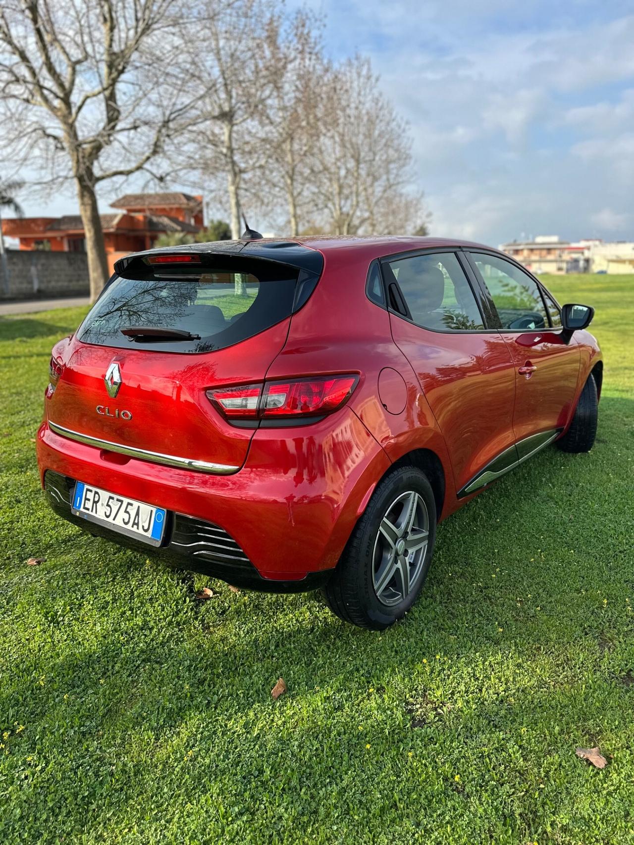 Renault Clio 1.2 GPL neo patentati