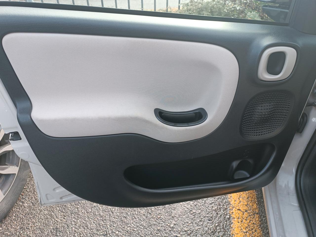 PANDA 1200 GPL LOUNGE UNIPROP CON----74000 KM------