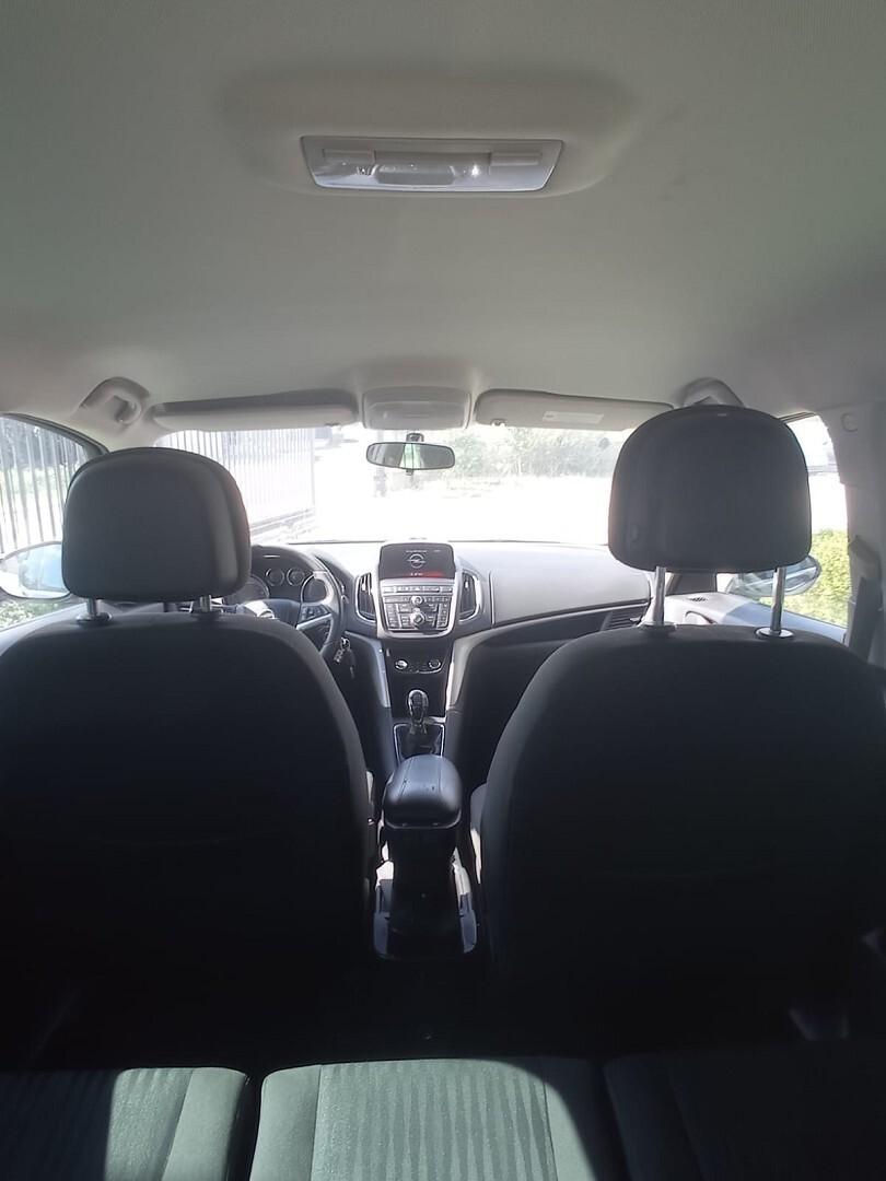 OPEL ZAFIRA