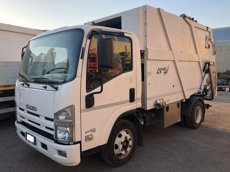 ISUZU NPR 75-L5A MIDI EUR COMPATTATORE CARICO POST.