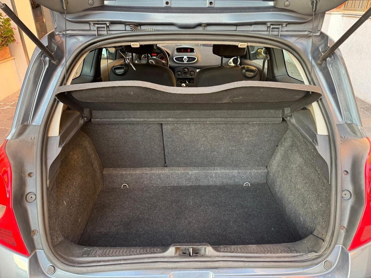 RENAULT Clio 1.5 dCi 85CV 3 porte Luxe