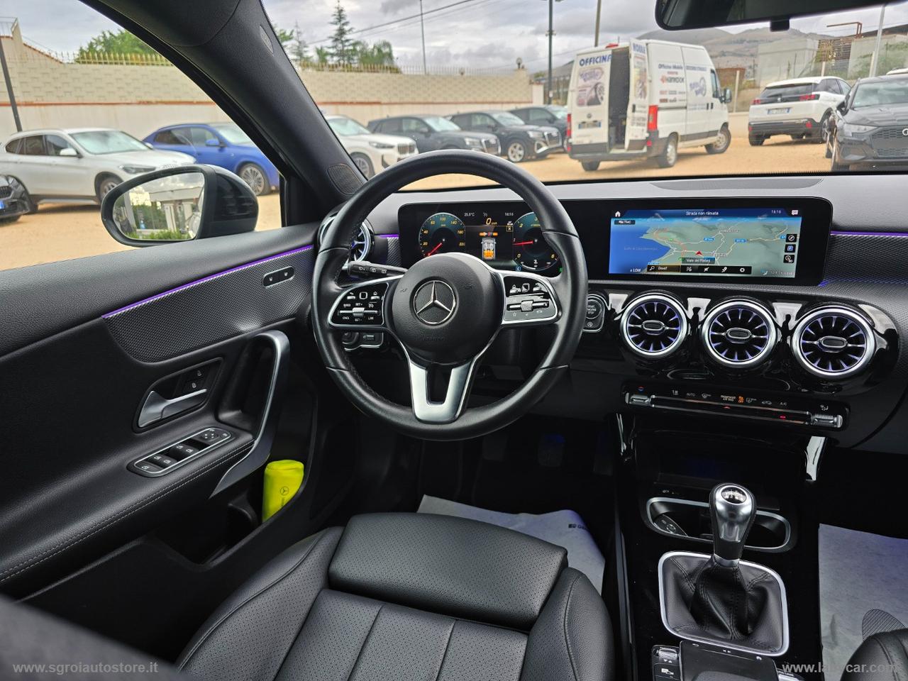 MERCEDES-BENZ A 180 d Sport