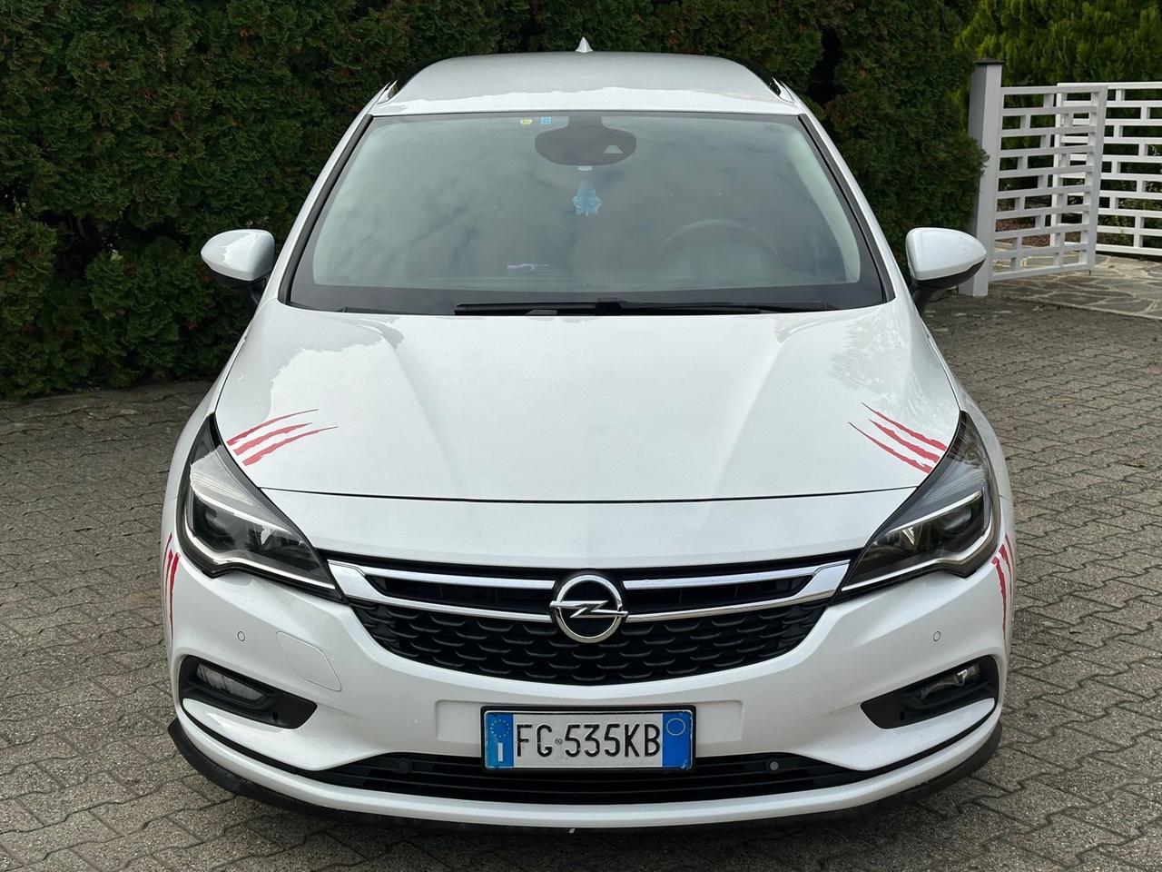 Opel Astra 1.6 CDTi 136CV Start&Stop Sports Tourer Innovation