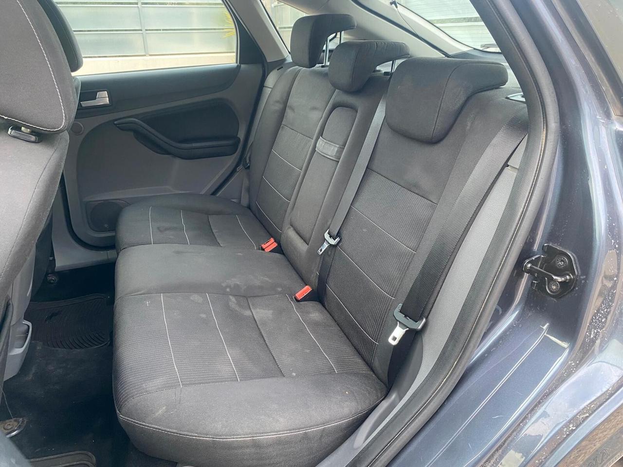 Ford Focus 1.6 TDCi (110CV) 5p. Tit. DPF