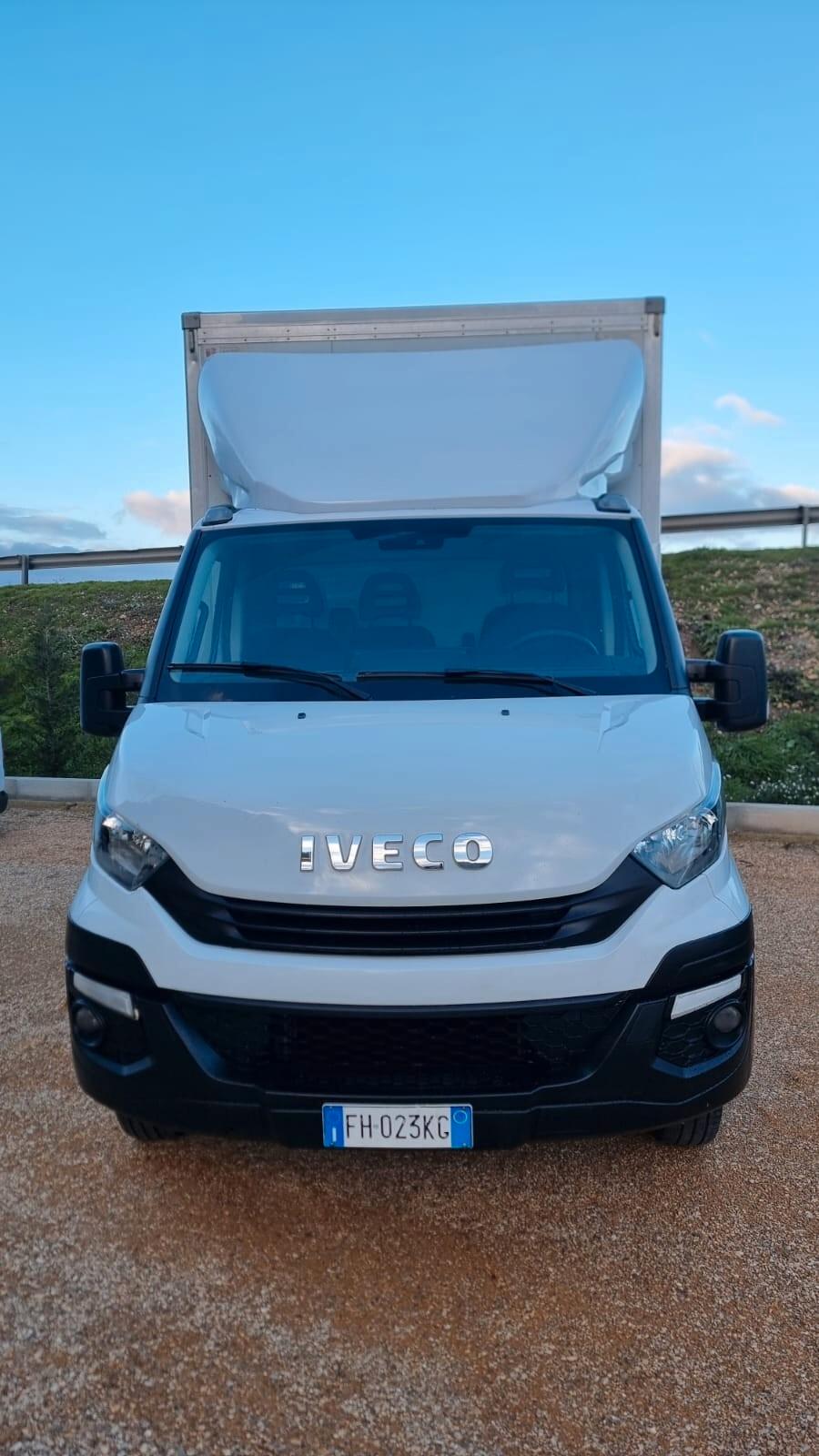 Iveco Daily GEMELLATO CON SPONDA IDRAULICA