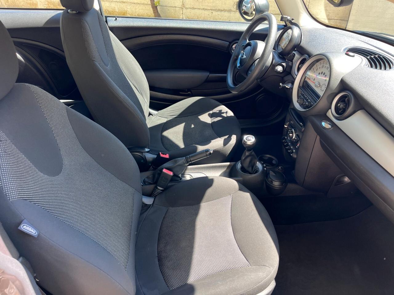 MINI 1.6 16V Cooper D