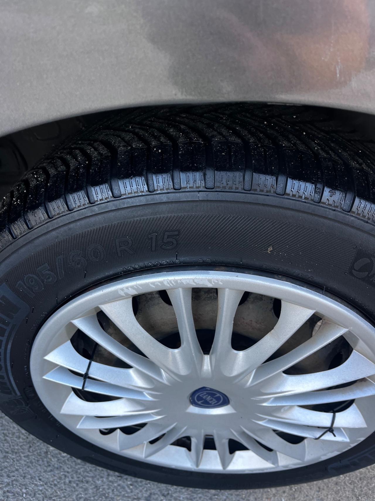 Lancia Musa 1.3 Mtj 90cv Restilyng 2008 PERMUTA