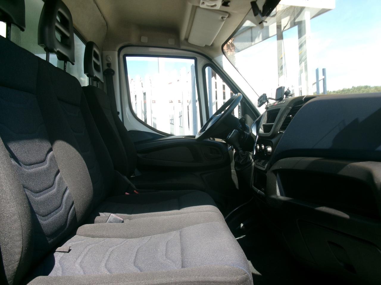 Iveco Daily 35C14 2.3 140CV E6 HI-MATIC FRIGO 7 PEDANE FRBX 06/2028 185000 KM
