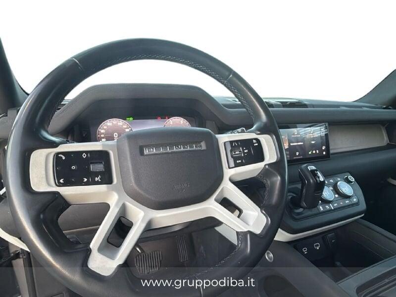 Land Rover Defender VII 2020 110 Diesel 110 3.0d i6 mhev SE awd 200cv auto