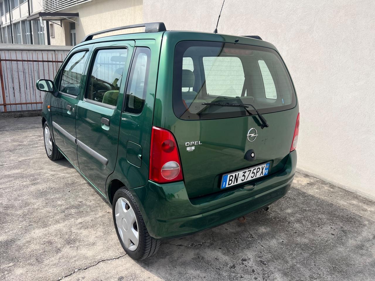Opel Agila 1000 solo 84000km