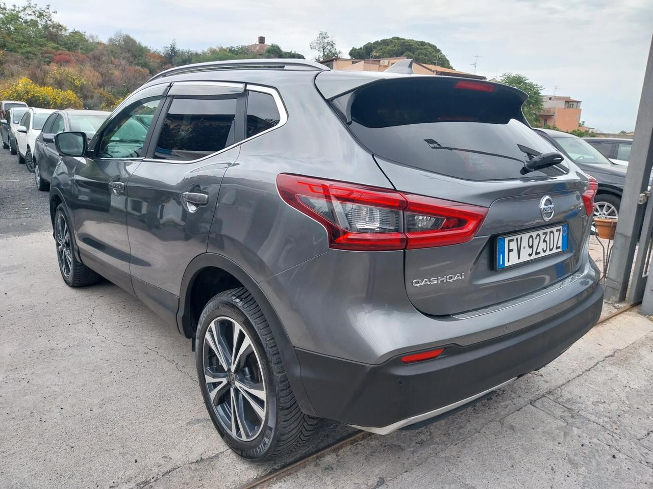 NISSAN QASHQAI 1.5 DIESEL N-CONNECTA SOLO 70.000 KM