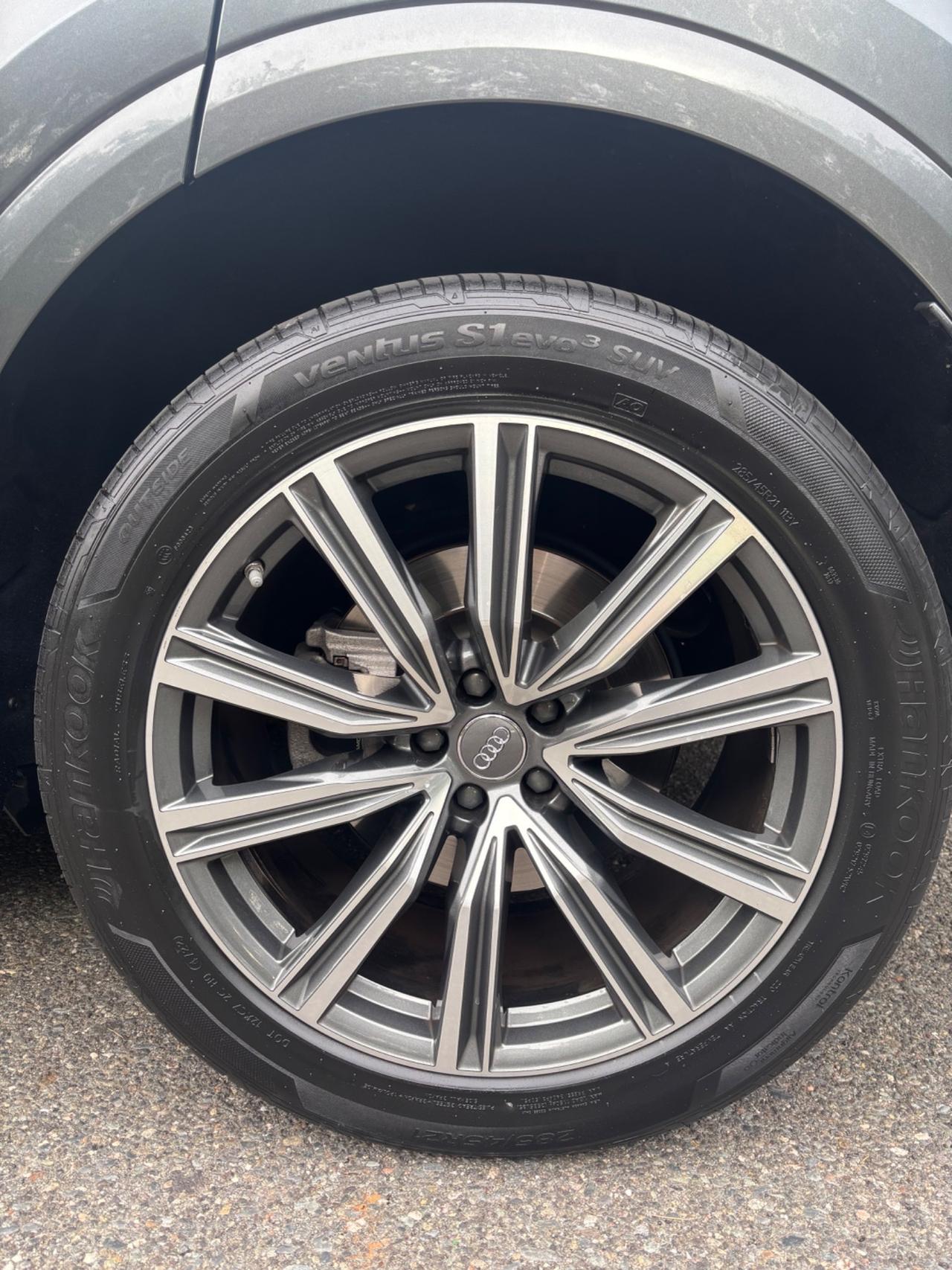 Audi Q8 50 TDI 286 CV SLINE FULL OPTIONAL