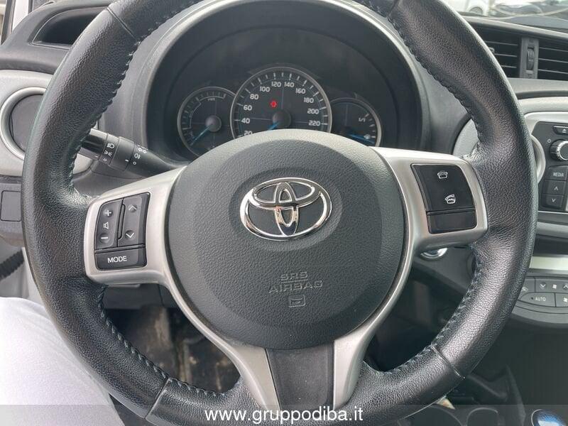 Toyota Yaris III 2011 Benzina 5p 1.5h Lounge