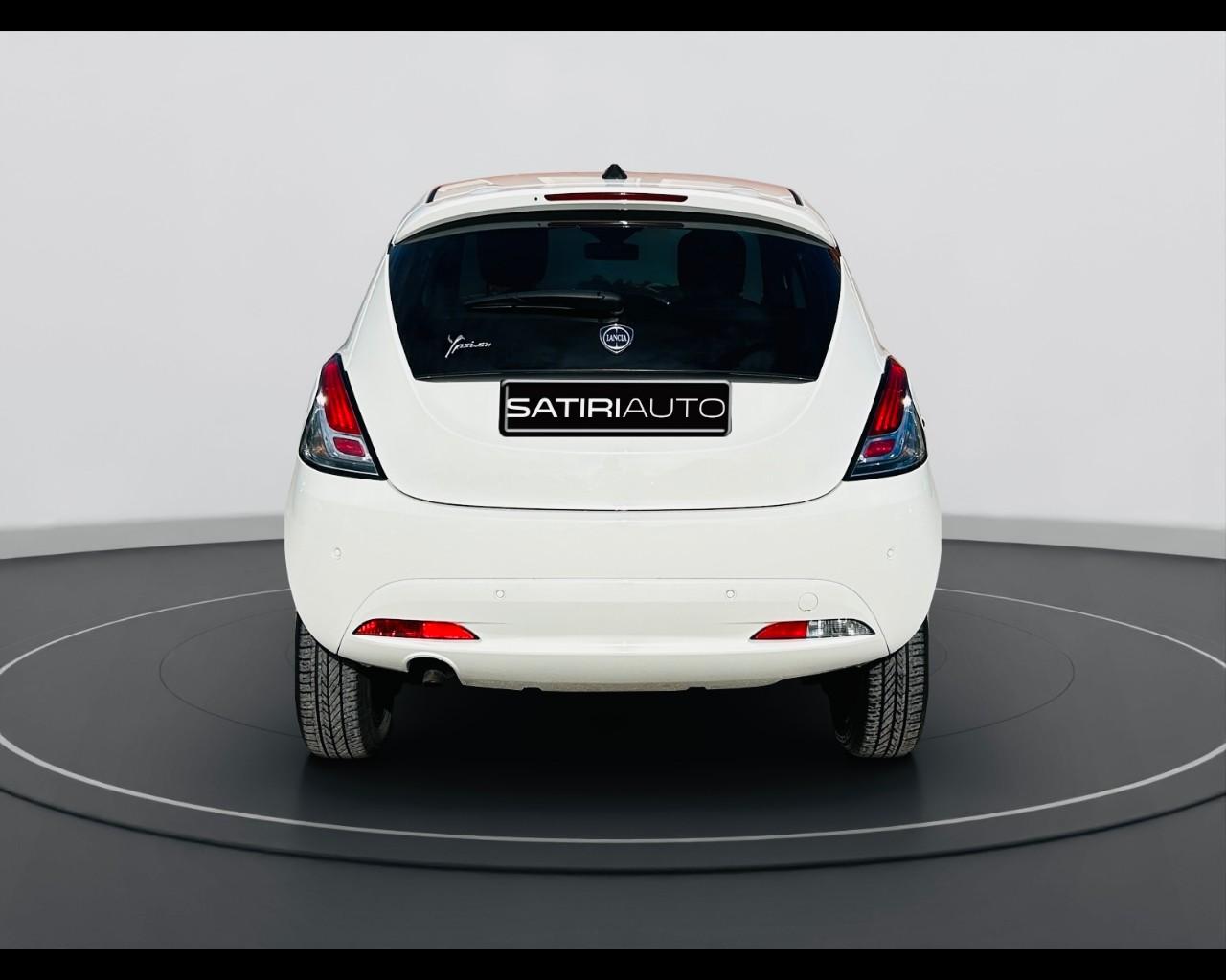 LANCIA Ypsilon III 2021 - Ypsilon 0.9 t.air Gold metano 70cv