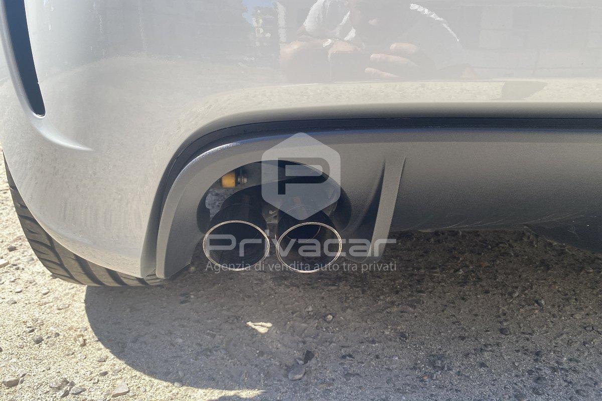 ABARTH 500 C 1.4 Turbo T-Jet MTA Bicolore