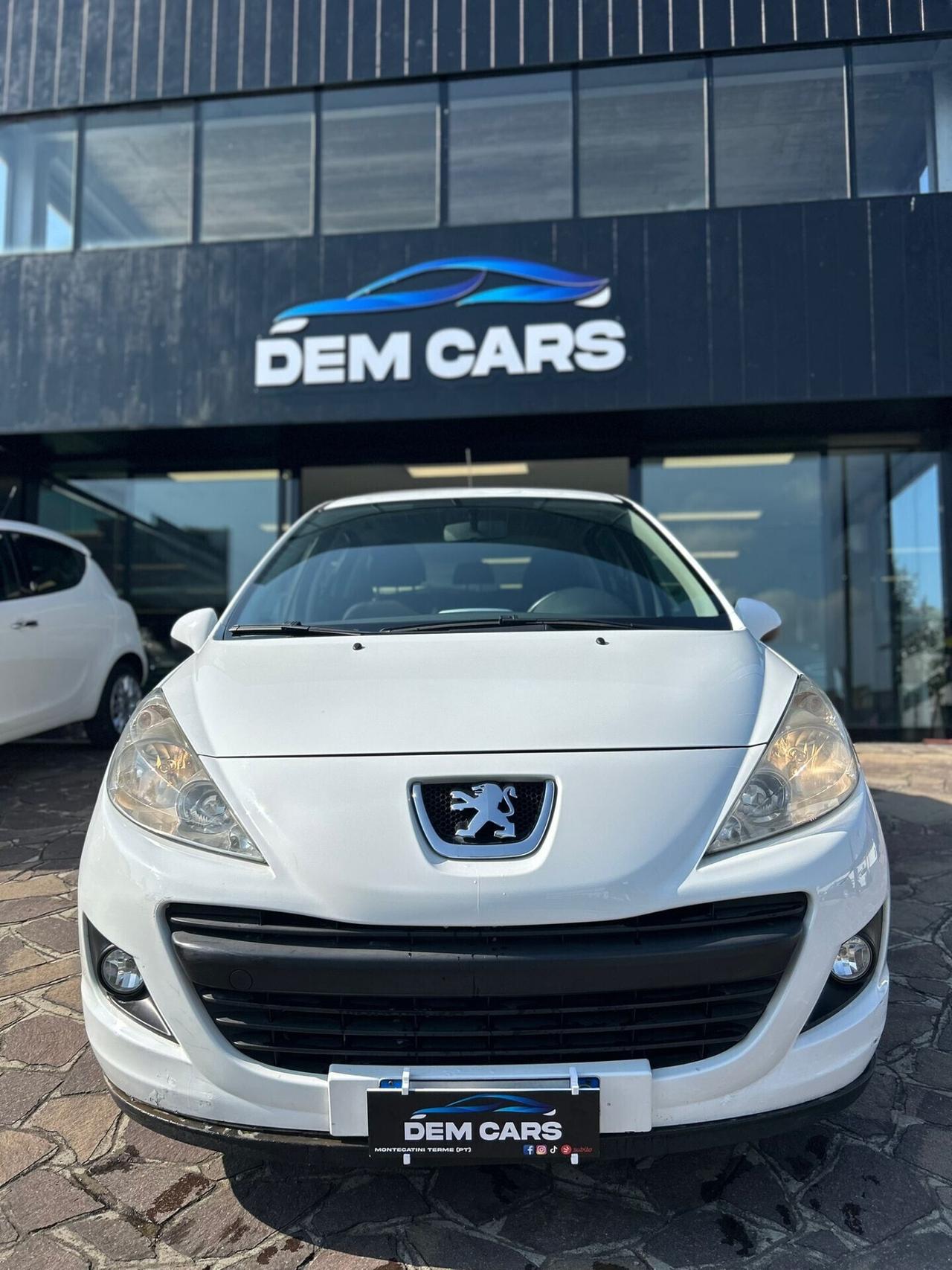 Peugeot 207 Plus 1.4 8V 75CV 5p. ECO GPL