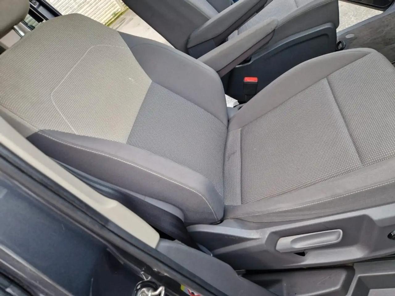 Volkswagen Multivan 2.0 TDI 150CV DSG Life7 posti