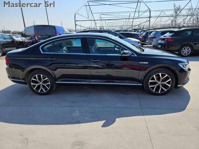 VOLKSWAGEN Passat Berlina 2.0 tdi Executive 4motion 190cv dsg FS097D