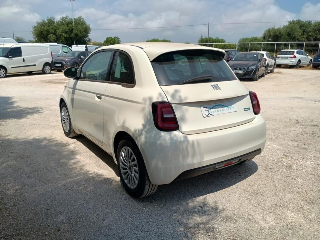 Fiat 500e 23,65 kWh Action KM0