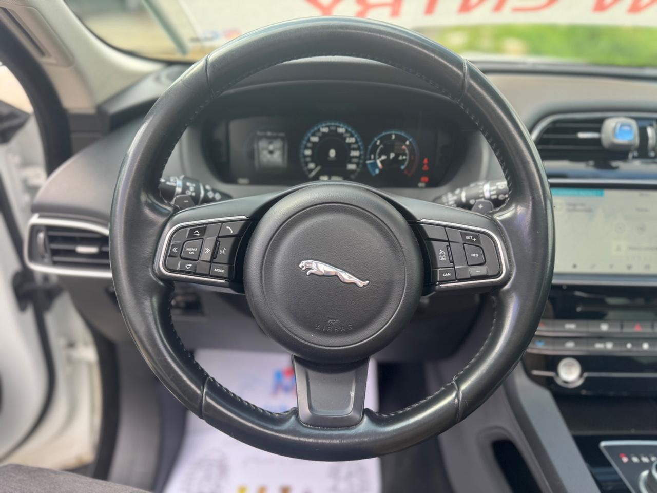 JAGUAR F-PACE 20D 180 CV PRESTIGE FULL TETTO VIRTUAL