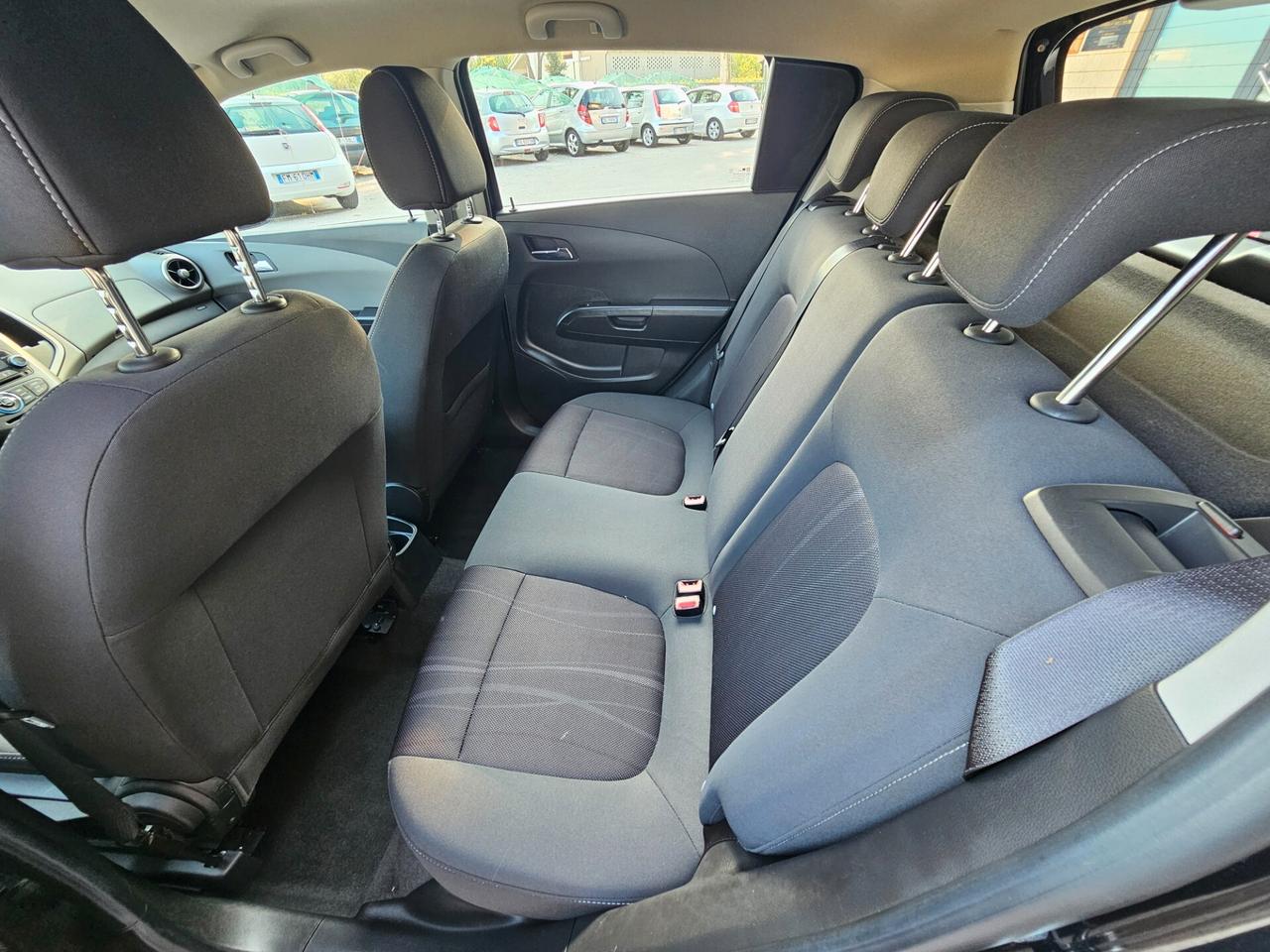 Chevrolet Aveo 1.2 5 porte - Neopatentati
