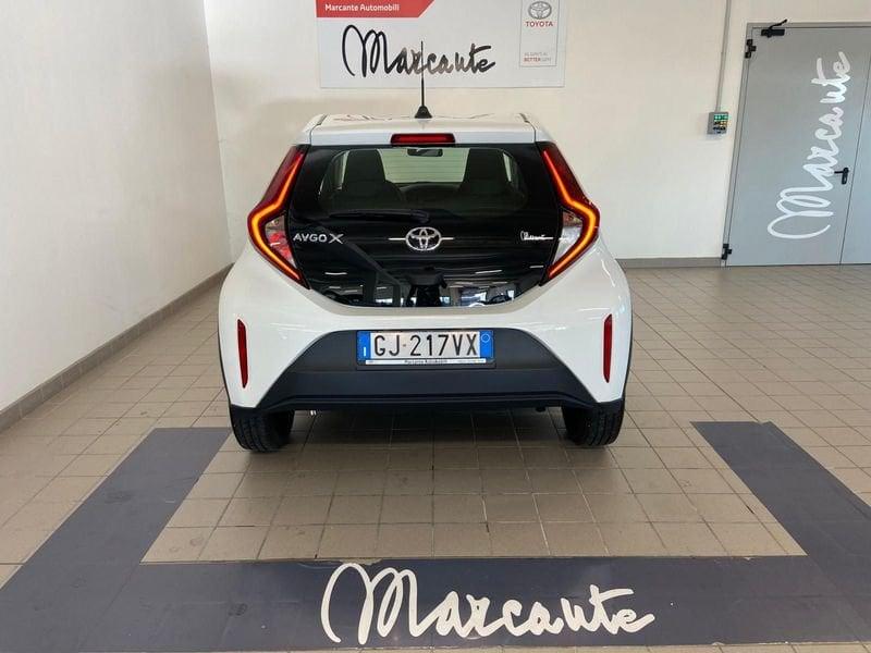 Toyota Aygo X 1.0B (72 CV) Active