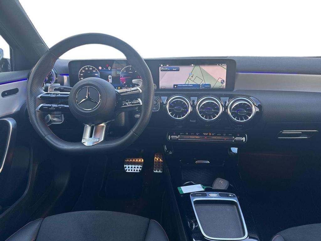 Mercedes Classe A 180 180 D Premium Plus AMG Line 8G-DCT