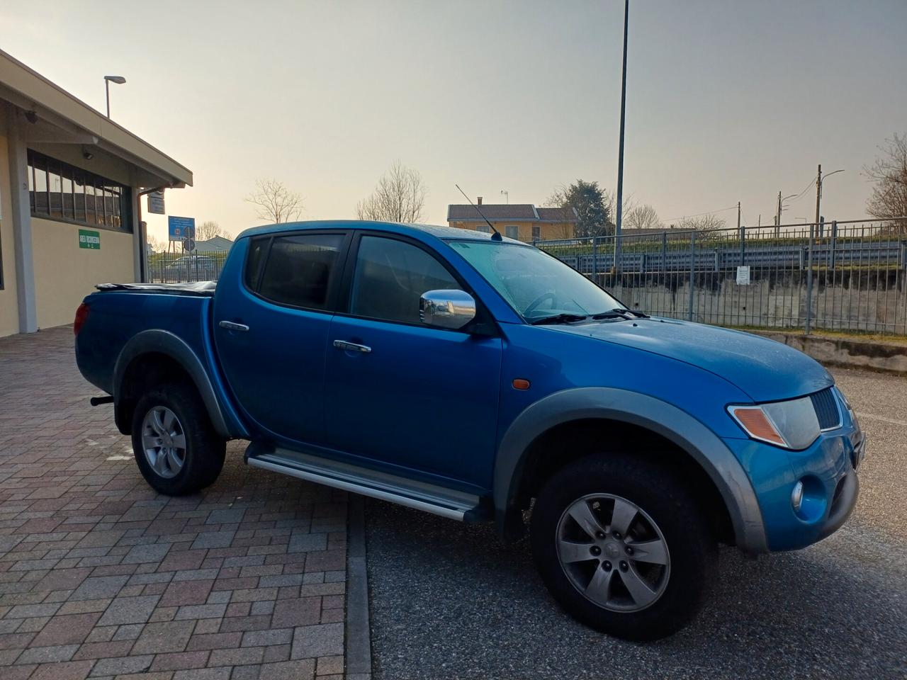 Mitsubishi L200 2.5 DI-D/136CV PERMUTE E FINANZIAMENTI