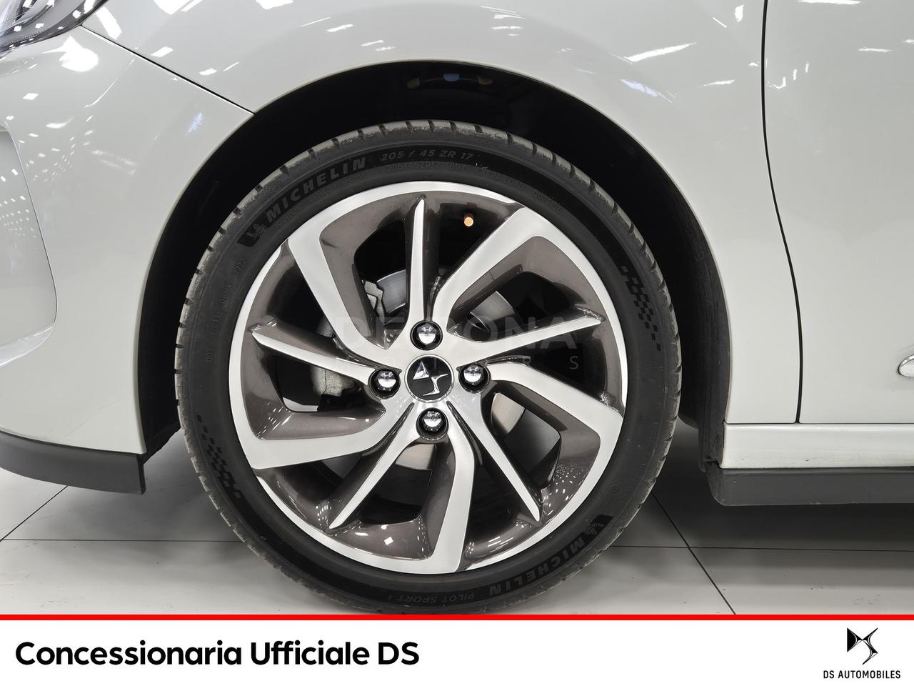 DS DS 3 1.2 puretech sport chic s&s 130cv