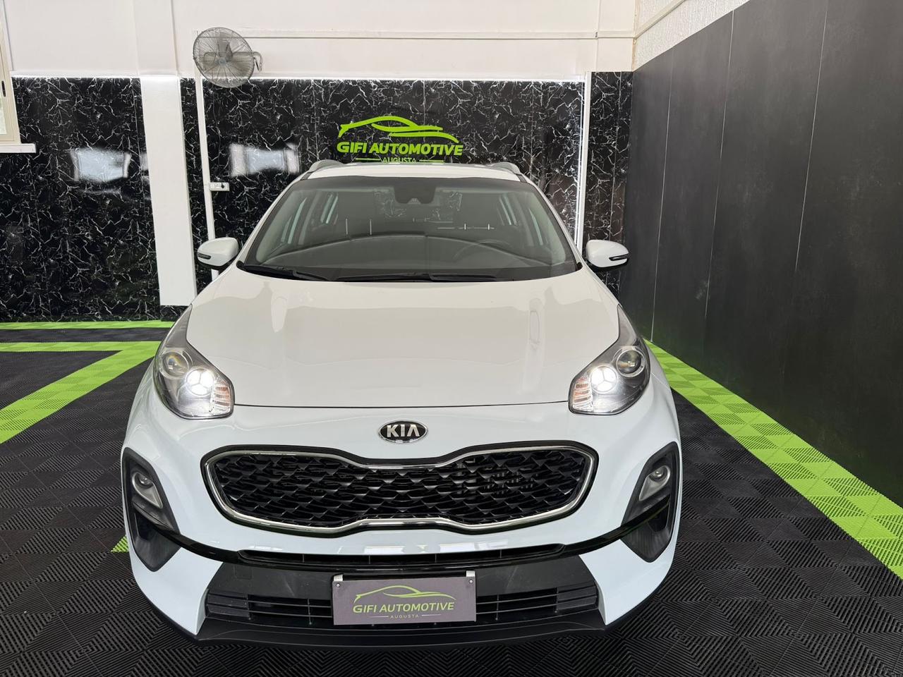Kia Sportage 1.6 Crdi MHEV Business
