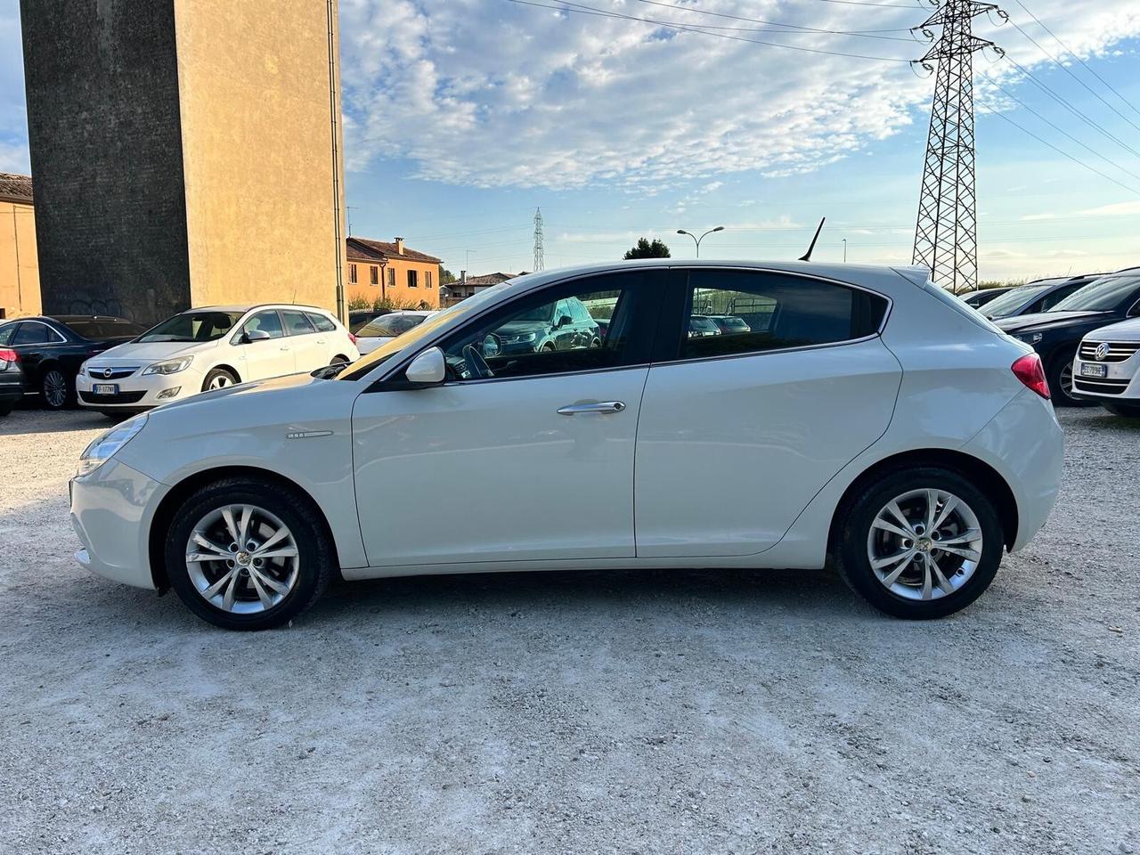 GIULIETTA 1.6JTDM 105CV UNICO PROP TOP NEOPATENTAT