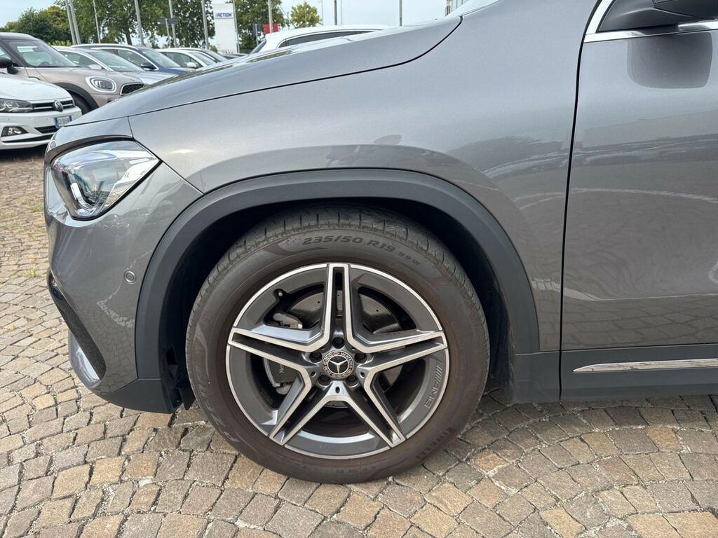 Mercedes GLA 200 200 D Premium 8G-DCT